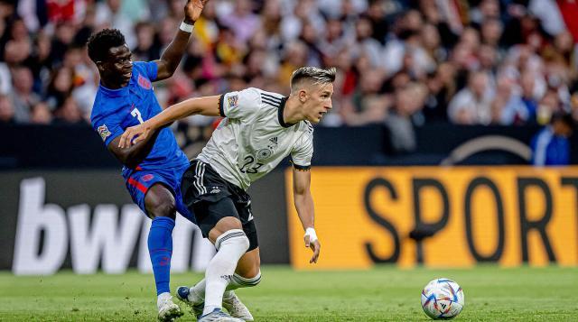 在球队急需 在球队急需